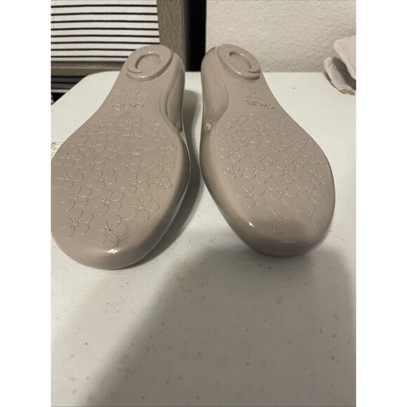 OkaB Casual Slip on Jelly Ballet Flat Womens Size 10 Chai Vegan VNC - Picture 7 of 11